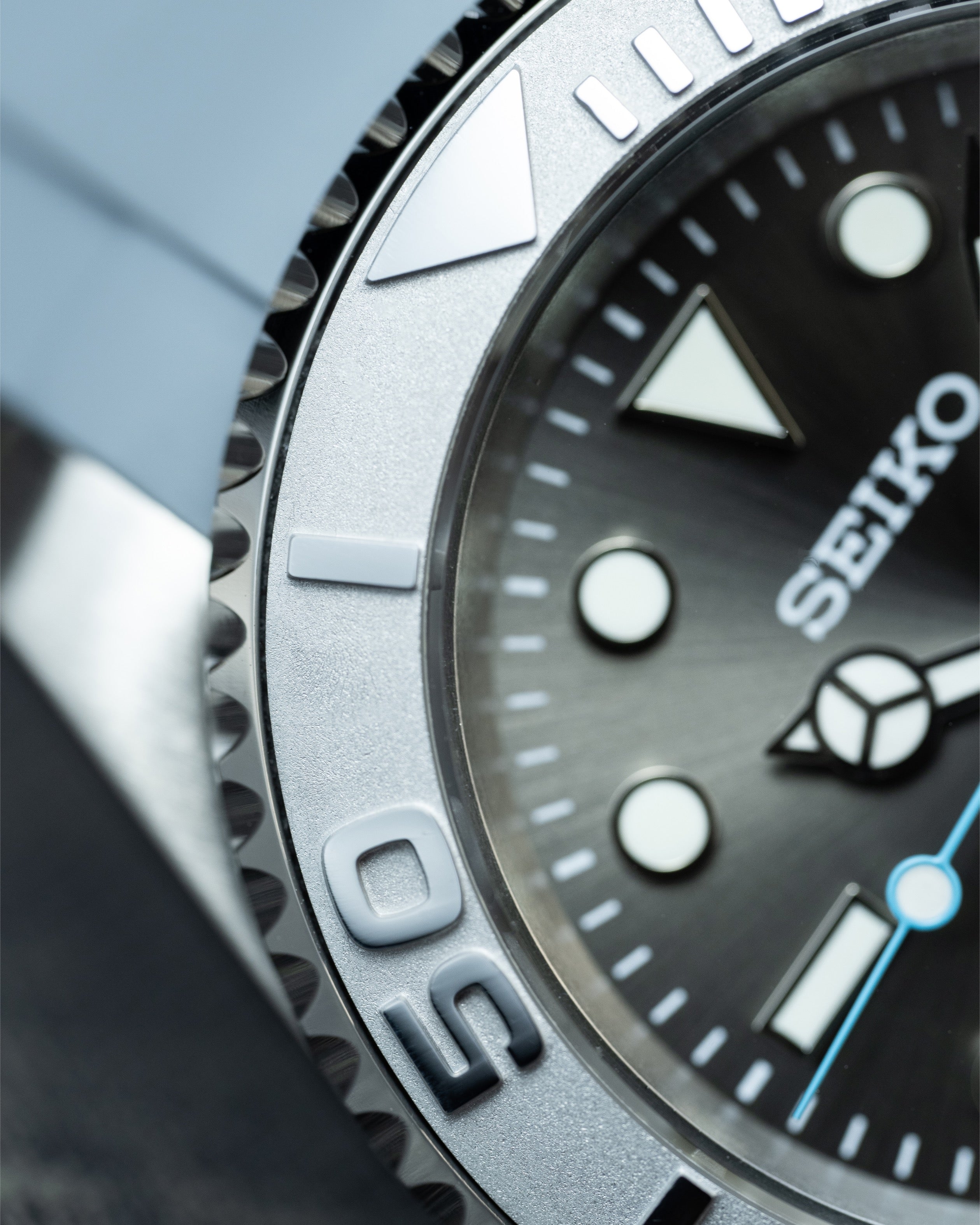 Seiko Yacht Master – Homage Mod Rhodium Dial Dive Watch With Cyclops Date9