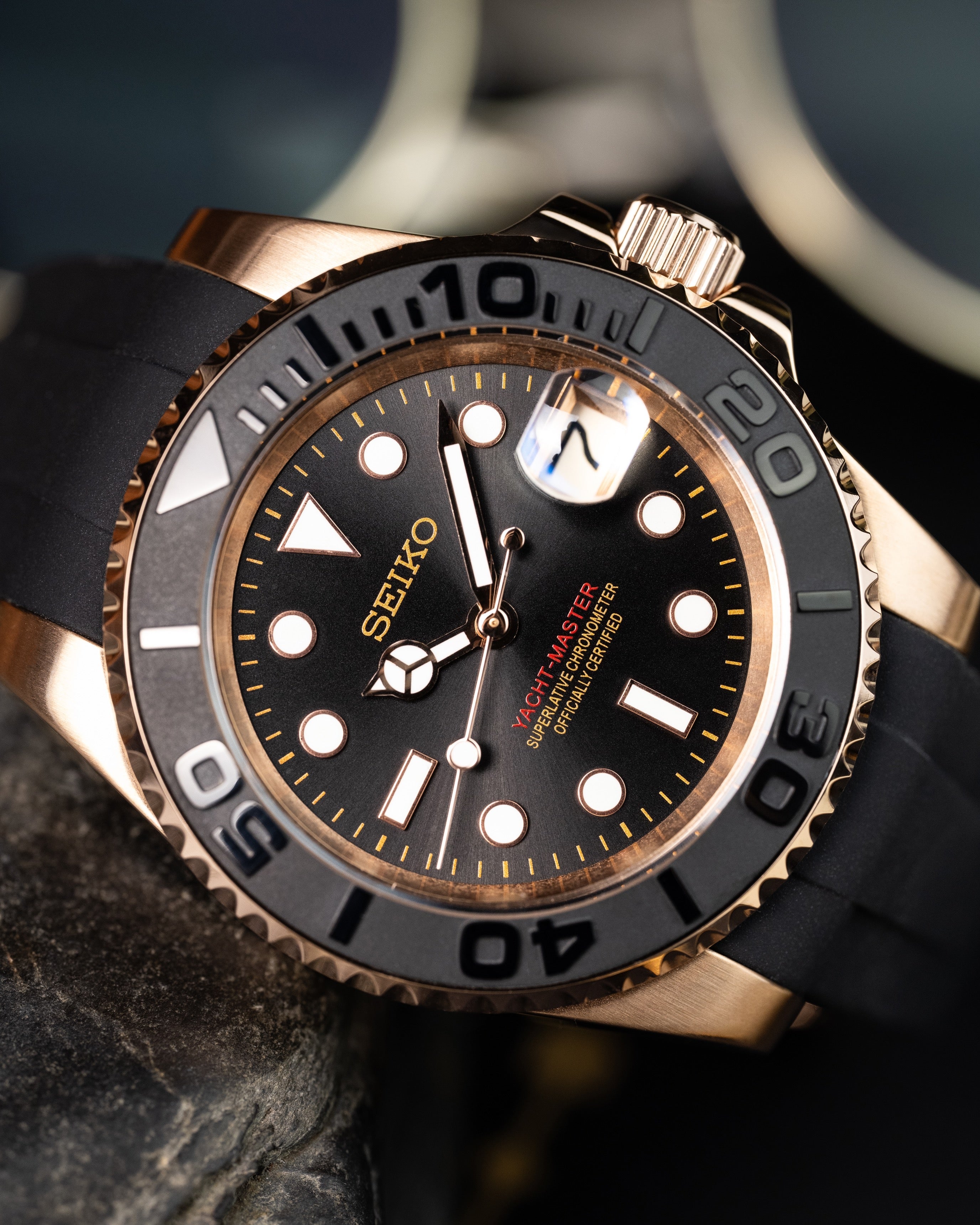 Custom Seiko Rose Gold Yacht Master Homage Mod – Black Dial Dive Watch With Cyclops Date