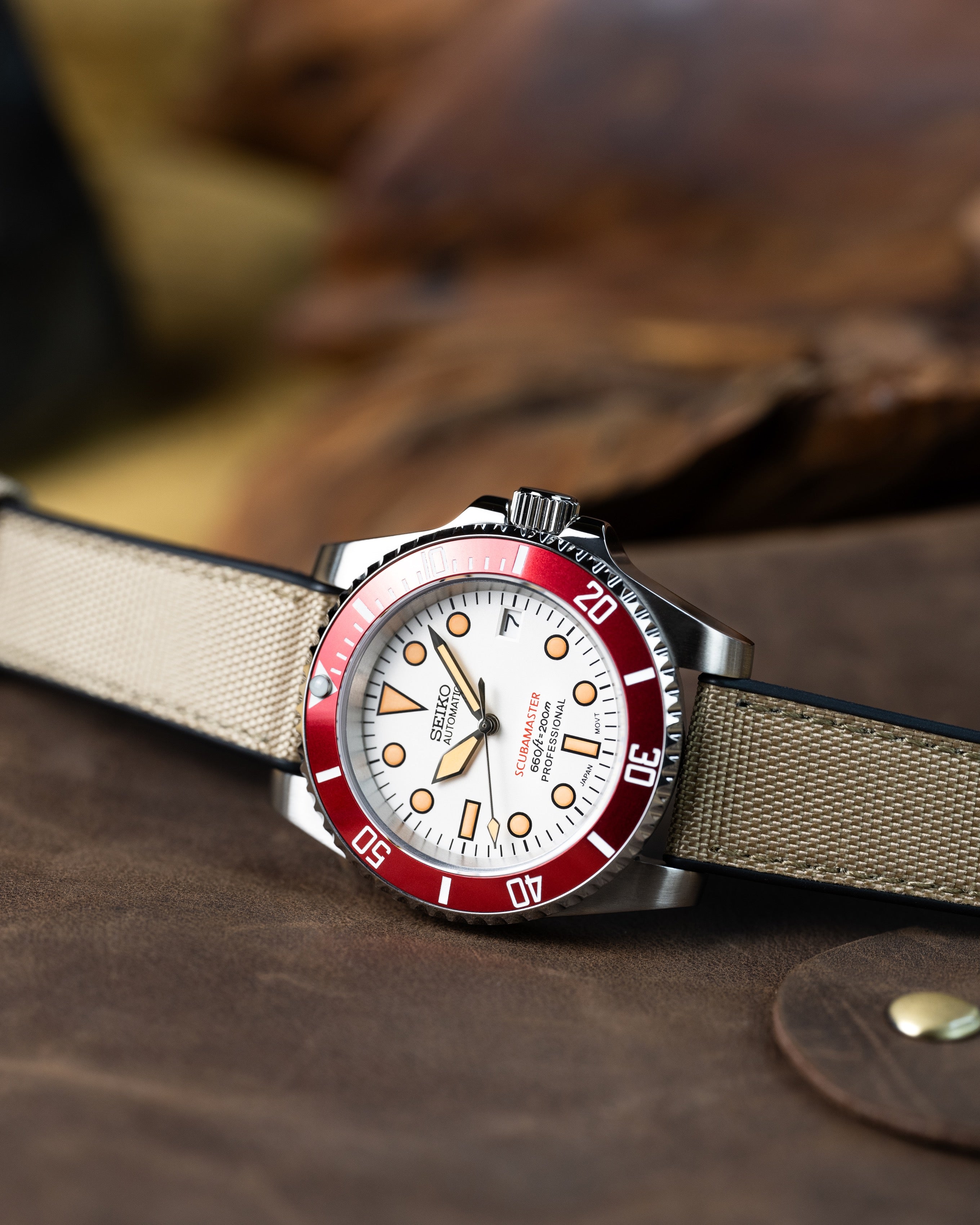 Custom Seiko Mod – Submariner Scubamaster Watch With White Dial Red Bezel Vintage Lume Markers Khaki Canvas Strap1