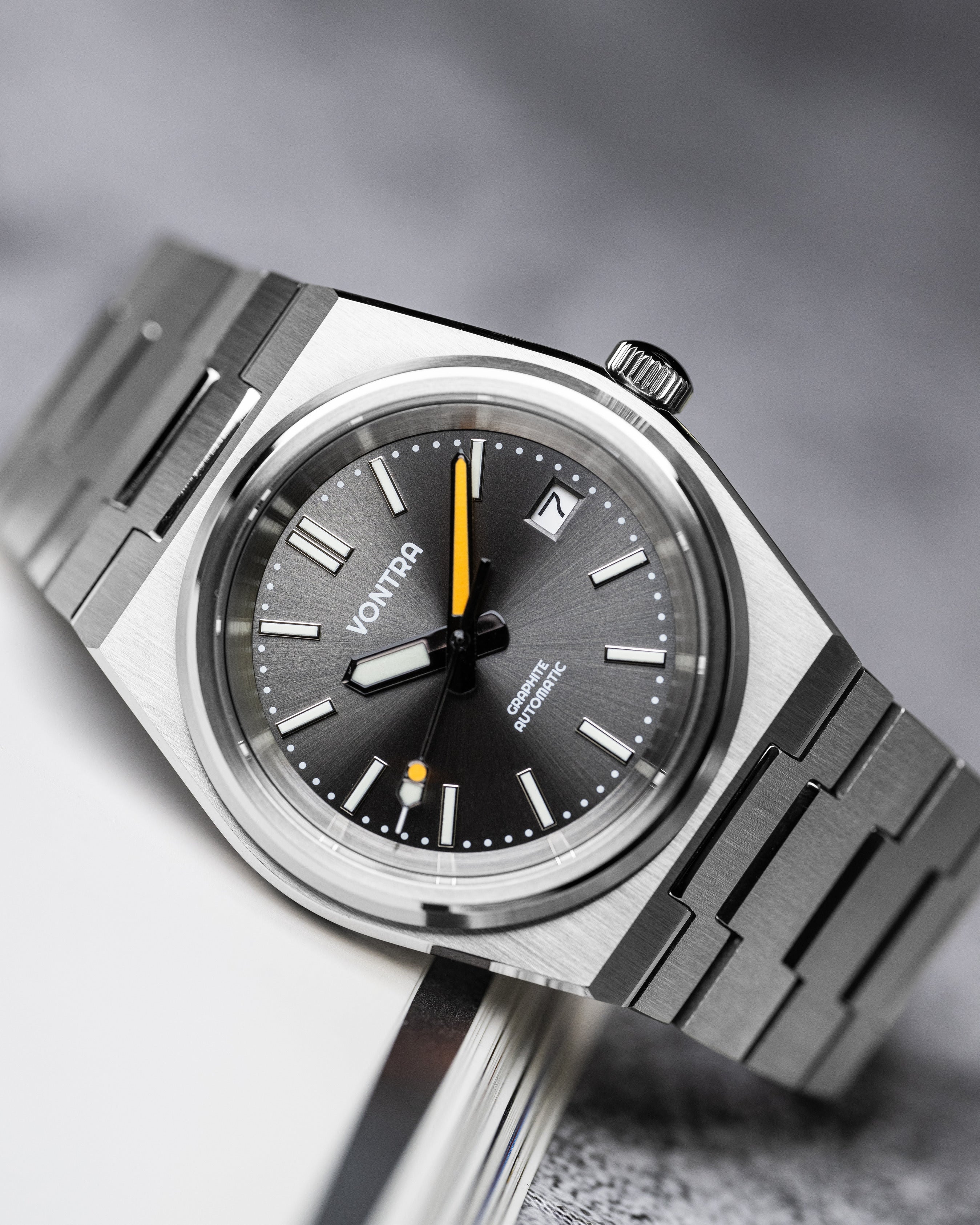 Graphite Zenith