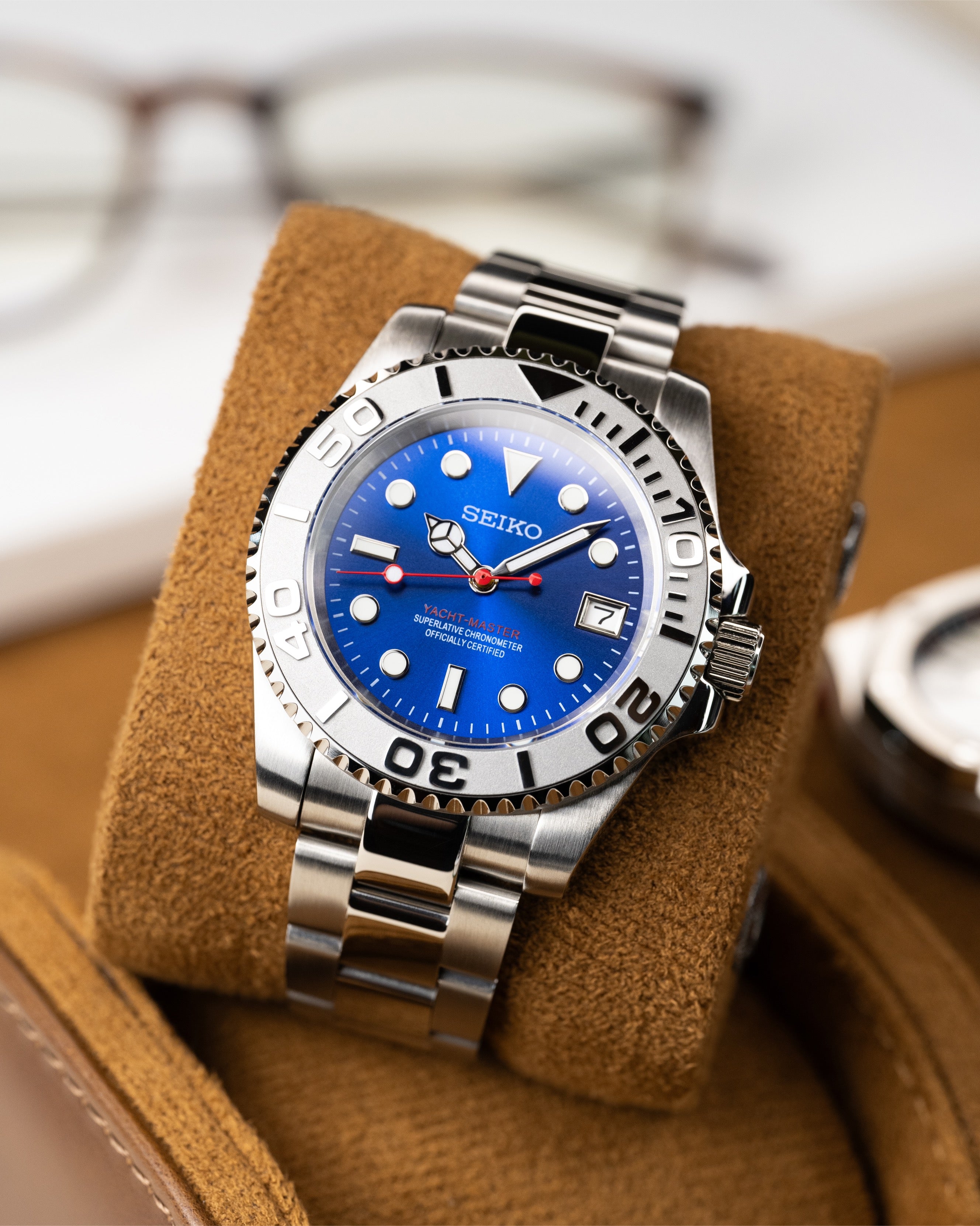 Custom Seiko Blue Red Yacht Master Homage Mod – Blue Dial Dive Watch With Date